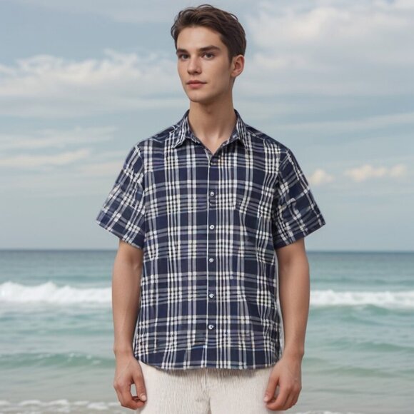 Quicksilver Men's Short Sleeve Button Down Shirt Blue Plaid Size Large - Picture 1 of 6